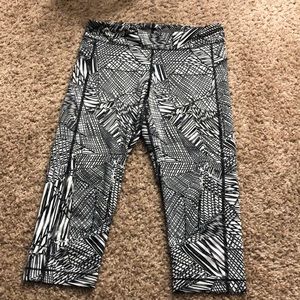 Under Armour cropped legging
